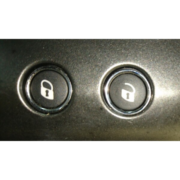 Lock/Unlock Buttons